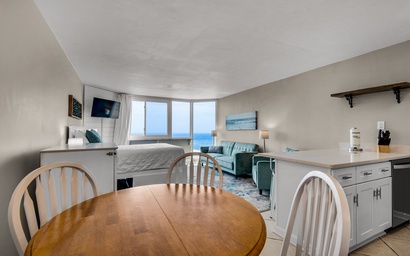 Top of the Gulf 813 7