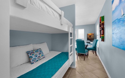 Grand Caribbean West 215 2