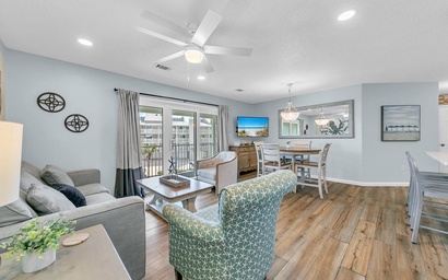 Beachside Villas 832 8