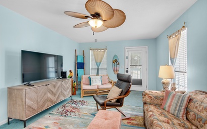 Seashells at the Beach Retreat 2