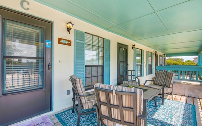 Seashells at the Beach Retreat 4