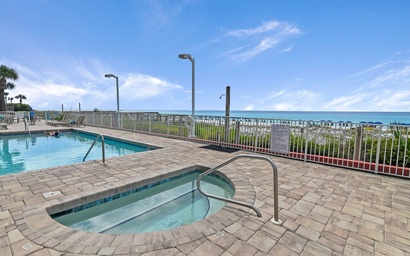 Inn at Crystal Beach 611 5