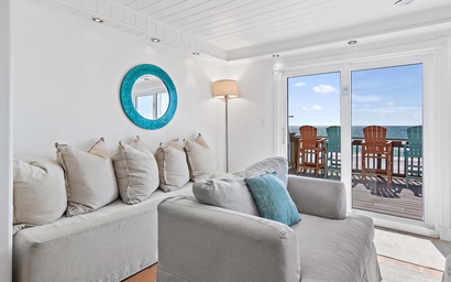 Green Reef #8- Beachy Keen 8