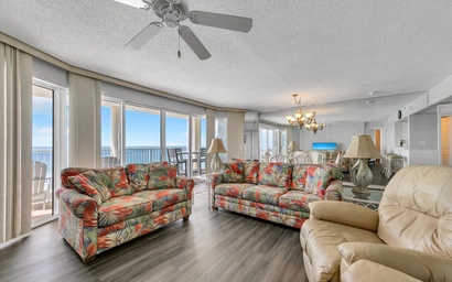 Long Beach Resort 2-1304 7