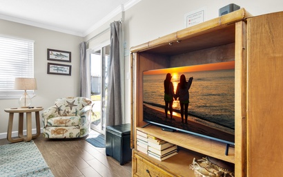 Chateau La Mer #15B 8