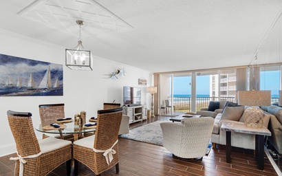 Shoreline Towers 1035 8