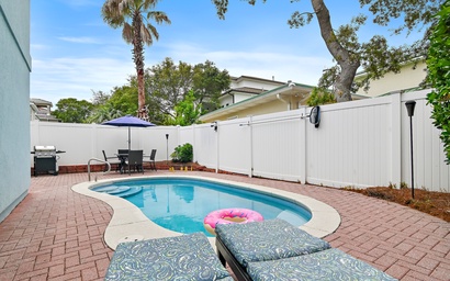 Jack Chasin' Birdies