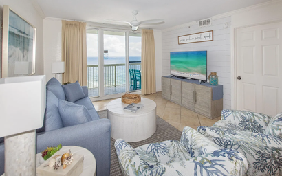 Pelican Beach Resort 1912