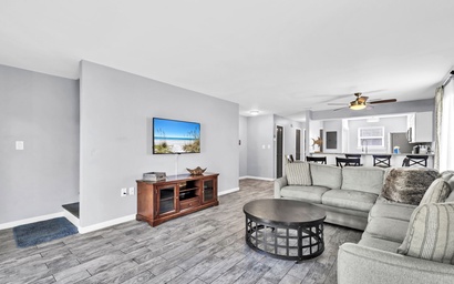 Summerhouse Townhomes #6- Blue Pearl 8