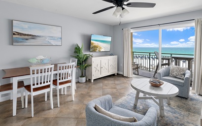 Pelican Isle 317