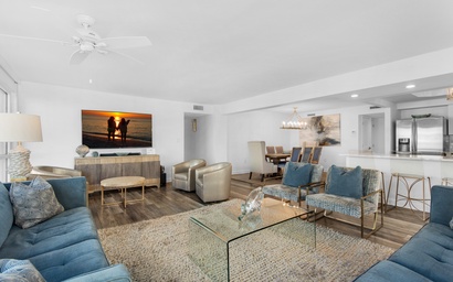 Shoreline Towers 1066 8