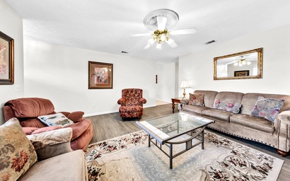 Lyndell Beach Cottage 8