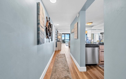 Edgewater Tower 2-404 7