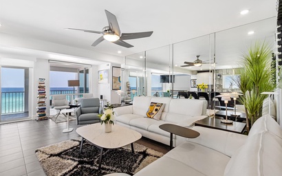 Shoreline Towers 2066 7