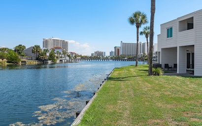 Shoreline Towers Townhouse 4-3 6