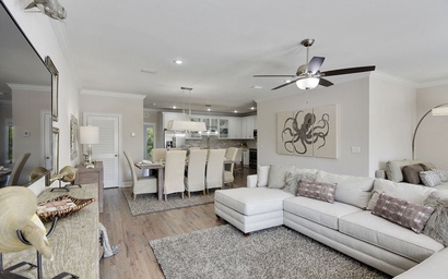 Driftwood Townhomes #4- Acres Away 8