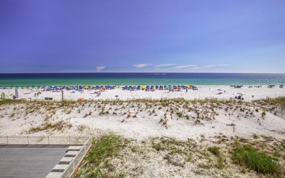 Pelican Beach Resort 213 7