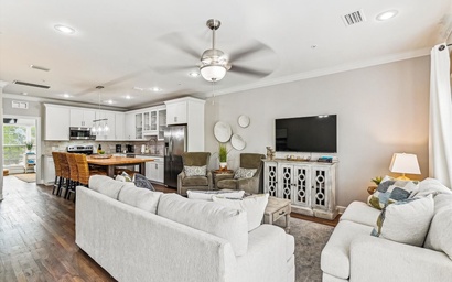 Driftwood Townhomes #1- Beachwaves 5