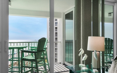 Shoreline Towers 1073 8