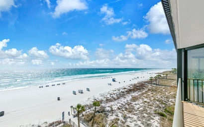 Leeward 403 at Edgewater 3