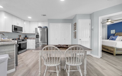 Sunnyside Up in PCB 8