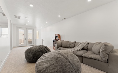 Mavericks Retreat 14