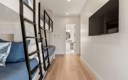 Pickleball Penthouse 65