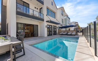 Vinnie's Beach House 23