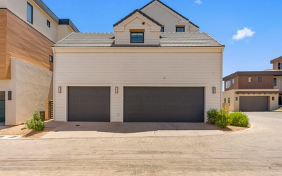 Paradise Shores 54
