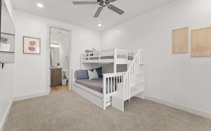 Mavericks Retreat 23