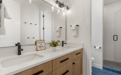 Lagoon Landing 50
