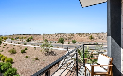 Lagoon Desert Retreat 22