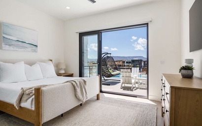 The Beach Front 2.0 38