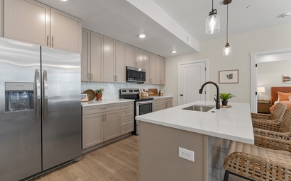 Deja Blue at Desert Color 10