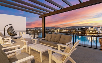 The Beach Front 2.0 35