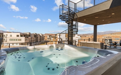 Pickleball Penthouse 12