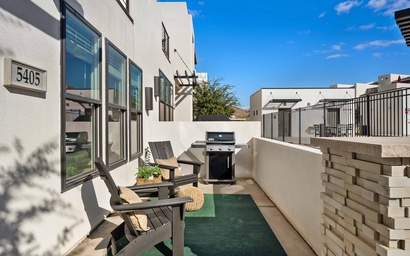 Sun-Kissed Retreat 50