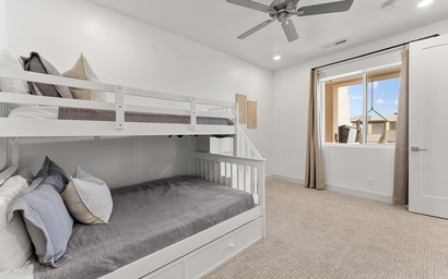 Mavericks Retreat 24