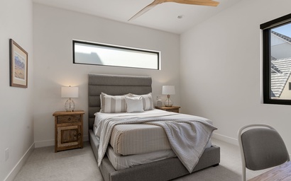 Lula Bay Lagoon House 38