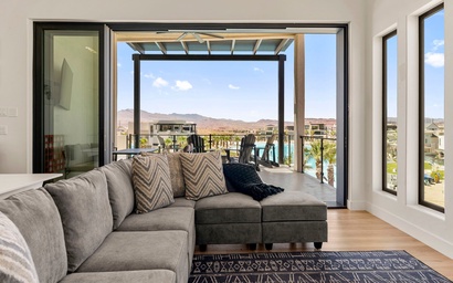 Lagoon Landing 25
