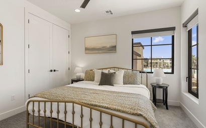 Paradise Shores 25