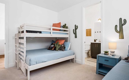 Attitude Adjustment Retreat 32