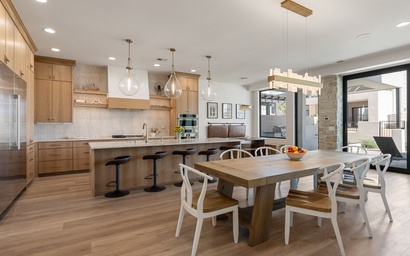 Lula Bay Lagoon House 11