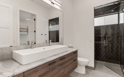 Lula Bay Lagoon House 46