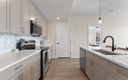 Cactus Blossom Oasis 17