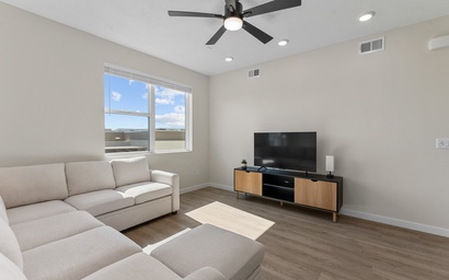 Cactus Blossom Oasis 14