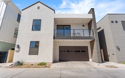 Vinnie's Beach House 50