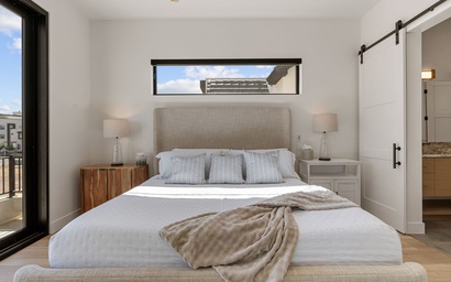 Lula Bay Lagoon House 40