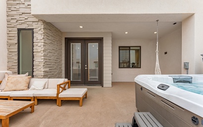 Mavericks Retreat 37