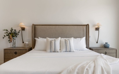 Lula Bay Lagoon House 32